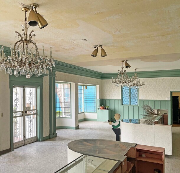 More Photos Of 4632 Telegraph Ave, Oakland General Retail For Sale