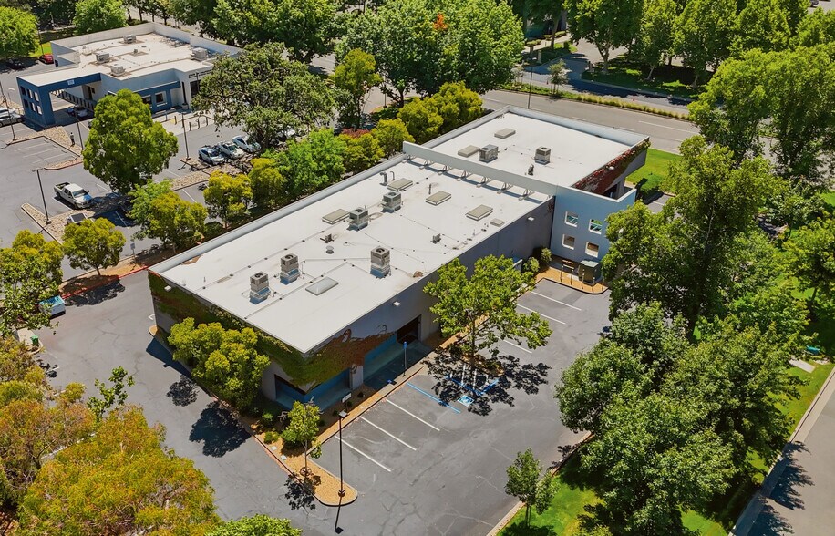 Primary Photo Of 871 Latour Ct, Napa Manufacturing For Lease