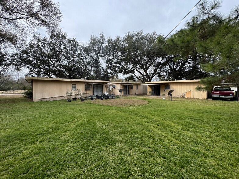 Primary Photo Of 300 Echols st, Prairie View Multifamily For Sale