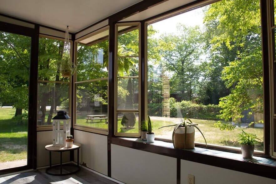 More Photos Of 9717 Army Camp Rd, Lambton Shores Freestanding For Sale