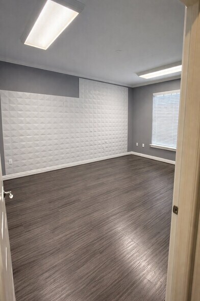 More Photos Of 8951 Collin McKinney Pky, McKinney Medical For Sale