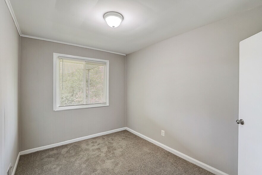 More Photos Of 872 Bellevue St SE, Washington Apartments For Sale
