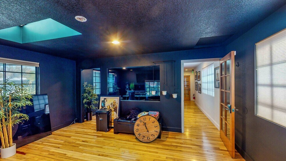 More Photos Of 3889 S Eastern Ave, Las Vegas Office For Sale