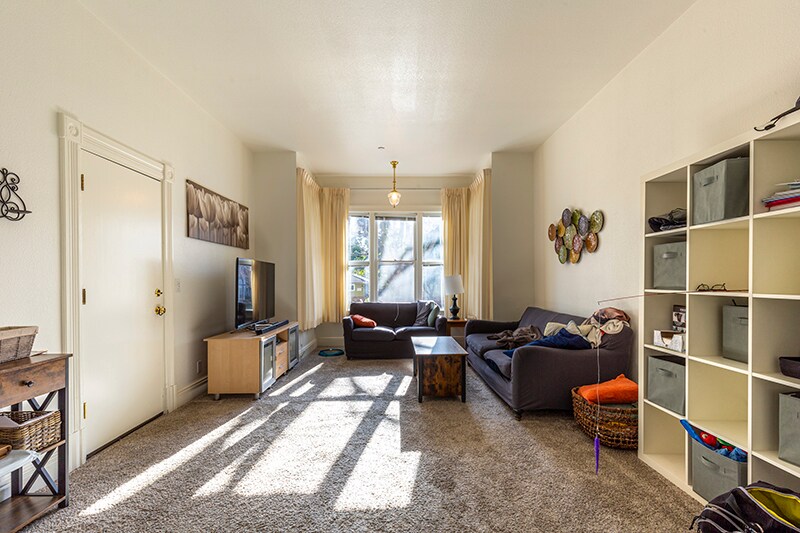 More Photos Of 1719 P St, Sacramento Apartments For Sale