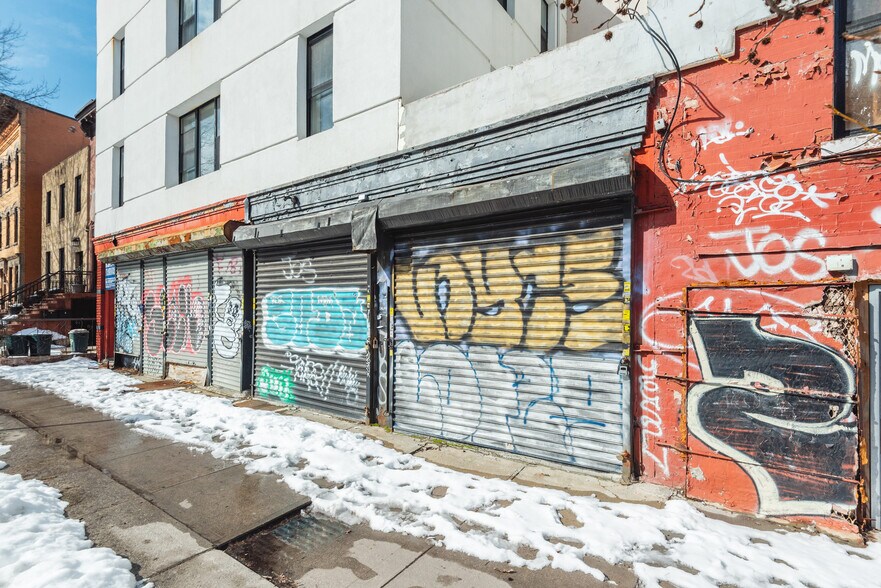 More Photos Of 446 Franklin Ave, Brooklyn Apartments For Sale