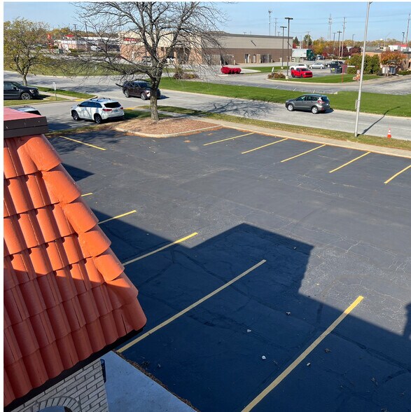 More Photos Of 870 Richard Rd, Dyer Freestanding For Lease