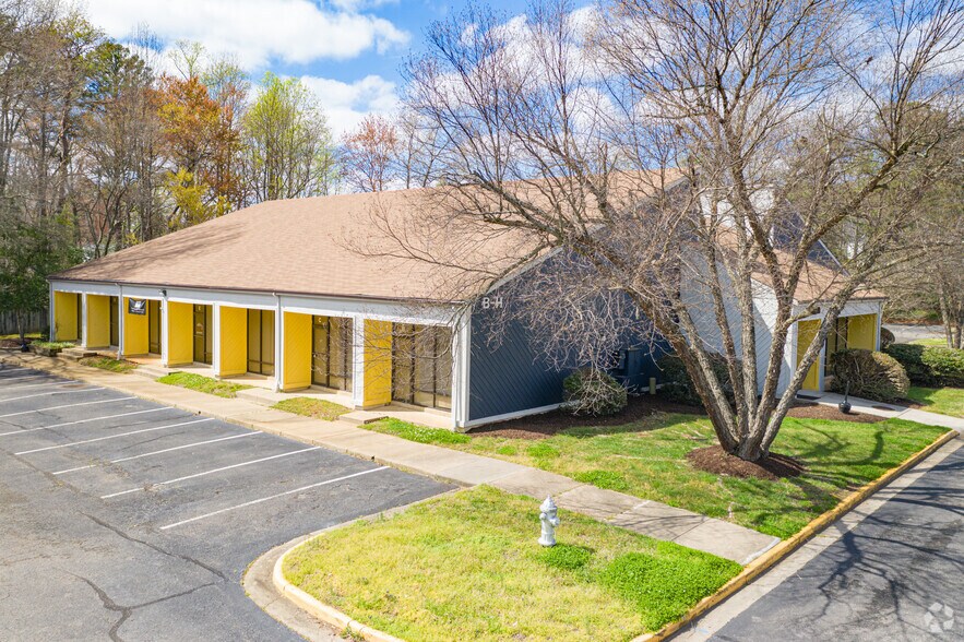 300 Turner Rd, Richmond, VA 23225 For Lease