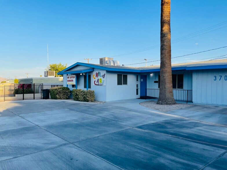 Primary Photo Of 3707 Vegas Dr, Las Vegas Daycare Center For Sale