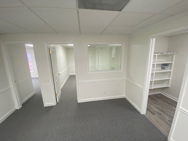 More Photos Of 419 E Crossville Rd, Roswell Medical For Lease