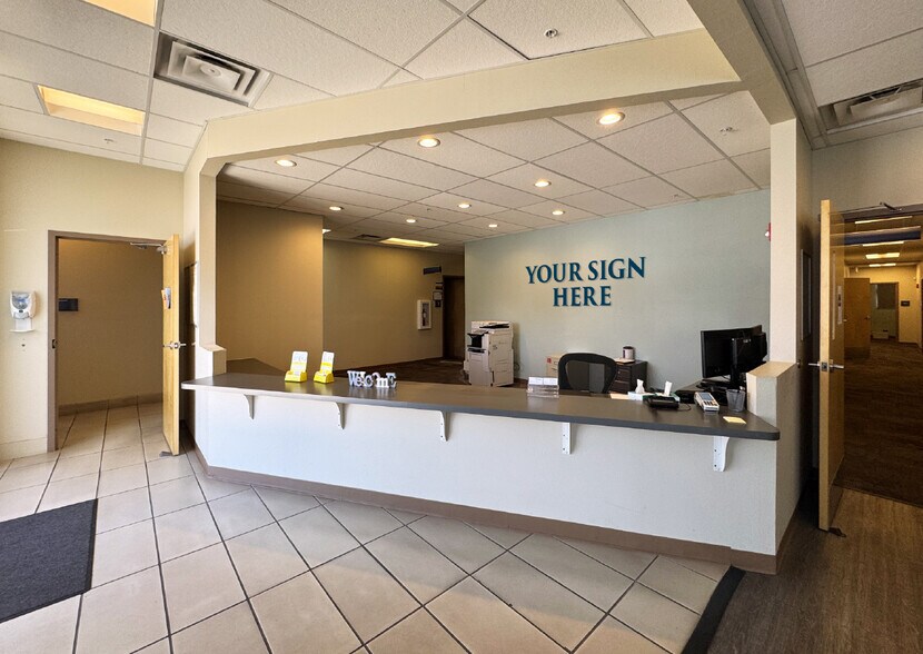 More Photos Of 2240 Grande SE, Rio Rancho Office For Sale