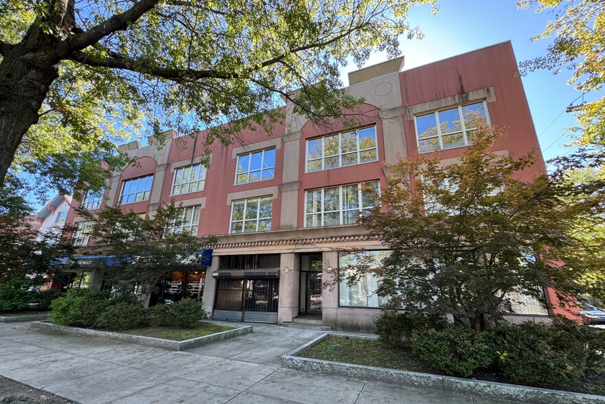 More Photos Of 376-384 Whalley Ave, New Haven Freestanding For Sale