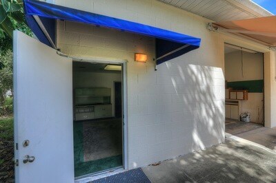 More Photos Of 637 2nd Ln, Vero Beach Flex For Sale