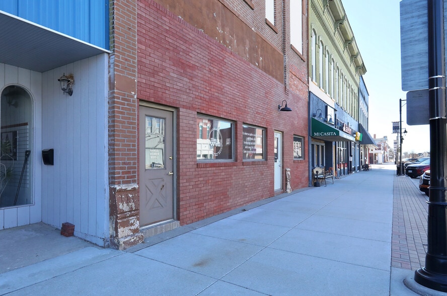 More Photos Of 1119 6th st, Nevada General Retail For Sale