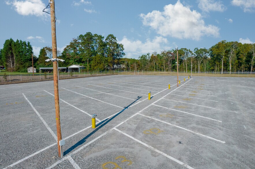 More Photos Of 2010 Old Mountain Rd, Statesville Land For Lease