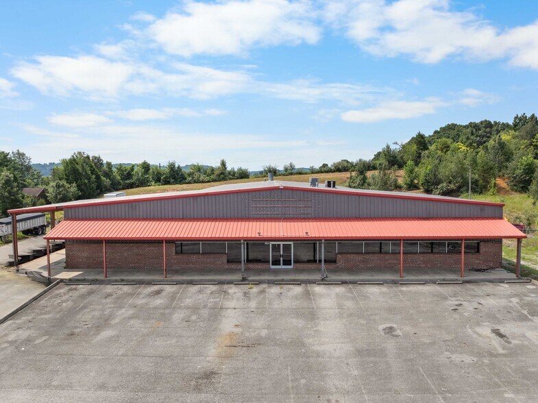 More Photos Of 660 New Hwy 68, Sweetwater Freestanding For Sale