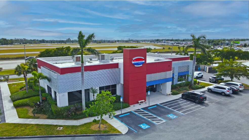 More Photos Of 4945-5049 Cleveland Ave, Fort Myers Unknown For Lease