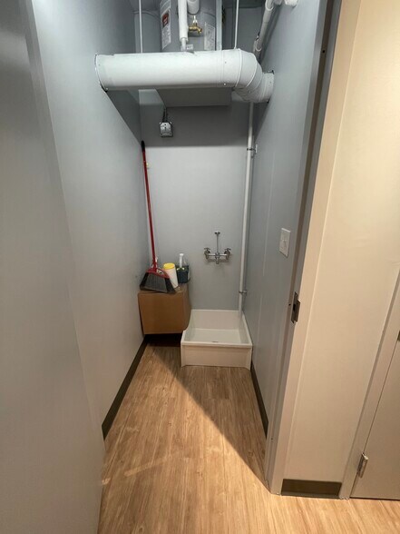 More Photos Of 1962 Beacon St, Brighton Apartments For Sale