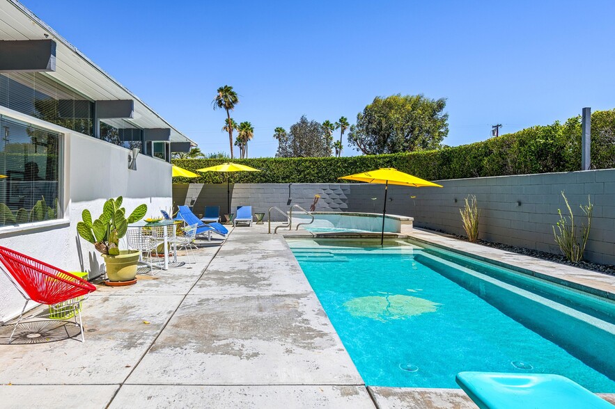 More Photos Of 795 E Chuckwalla Rd, Palm Springs Apartments For Sale