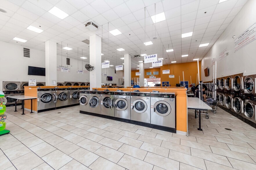 More Photos Of 10601 S Vermont Ave, Los Angeles Freestanding For Sale