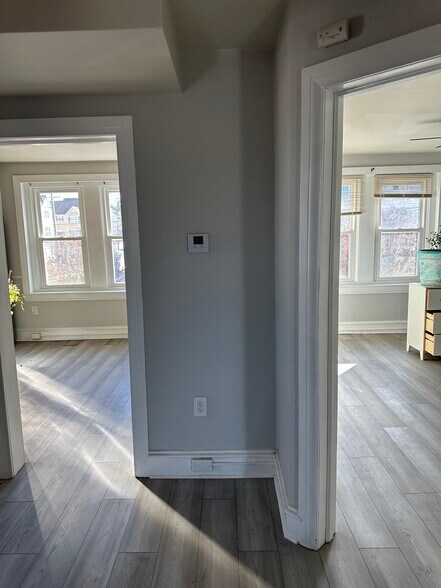 More Photos Of 800 Dekalb St, Bridgeport Storefront Retail Residential For Sale