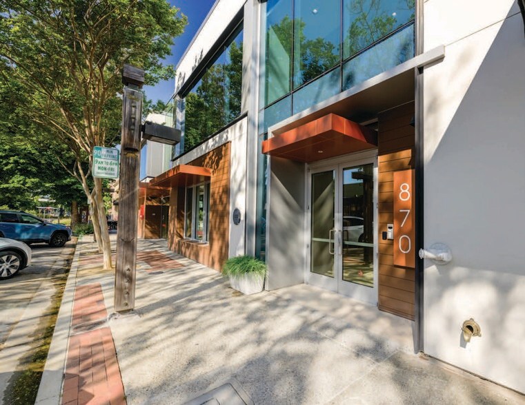 More Photos Of 870 Santa Cruz Ave, Menlo Park General Retail For Sale