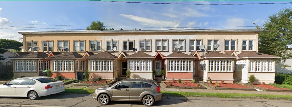 Primary Photo Of 106-118 Rushbrook St, Jermyn Apartments For Sale