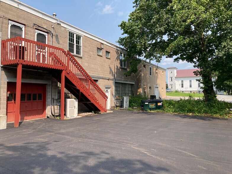 More Photos Of 1159 Main St, Coventry Storefront For Sale