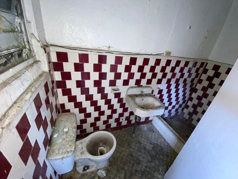 More Photos Of 202 Calle Marcial Bosch, Cayey Apartments For Sale