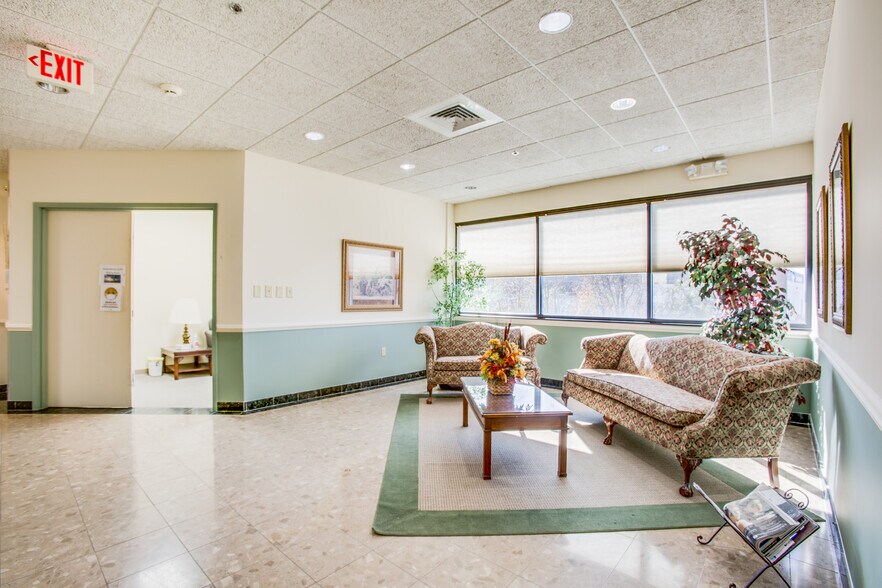 More Photos Of 4414 Lafayette Blvd, Fredericksburg Loft Creative Space For Lease