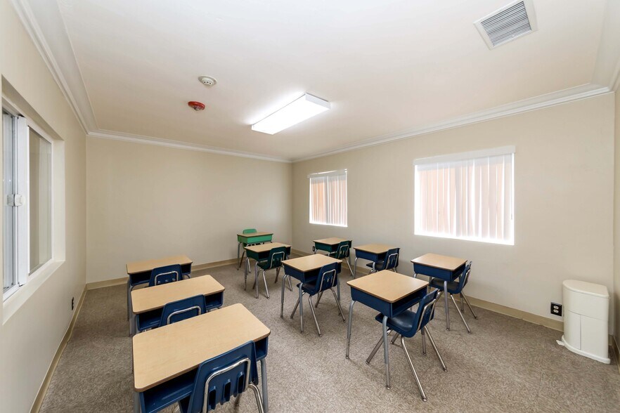 More Photos Of 1555 W Commonwealth Ave, Fullerton Office For Lease