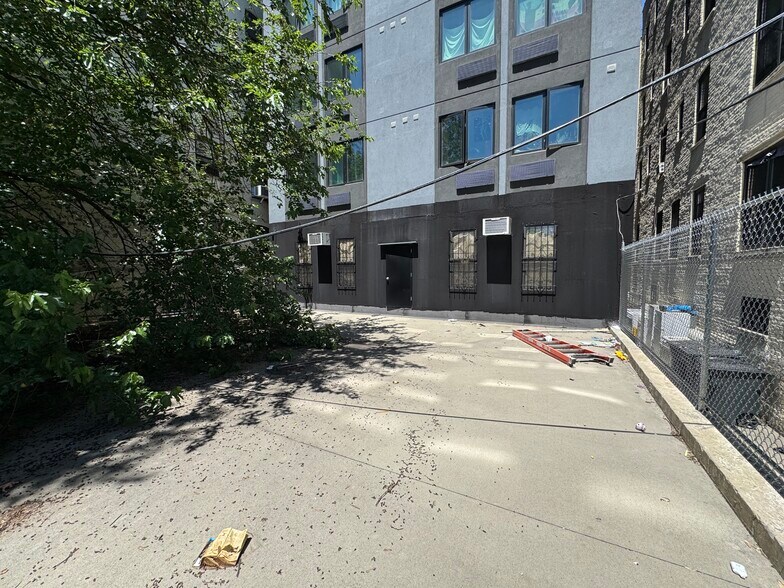 More Photos Of 1598 Eastern Pky, Brooklyn Apartments For Lease