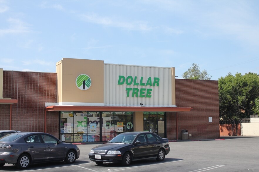 More Photos Of 20900-20934 Roscoe Blvd, Canoga Park Unknown For Lease