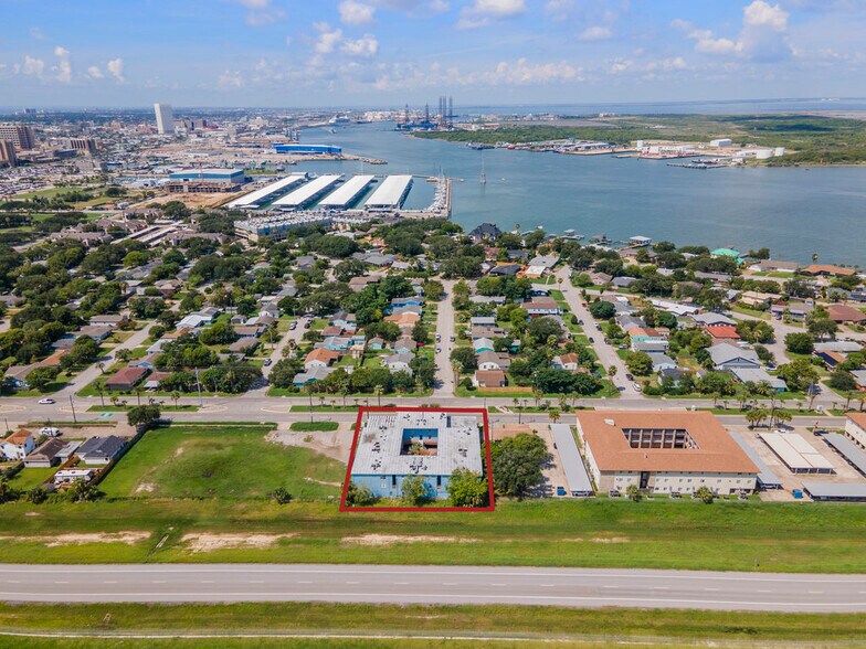 More Photos Of 610 Ferry Rd, Galveston Apartments For Sale