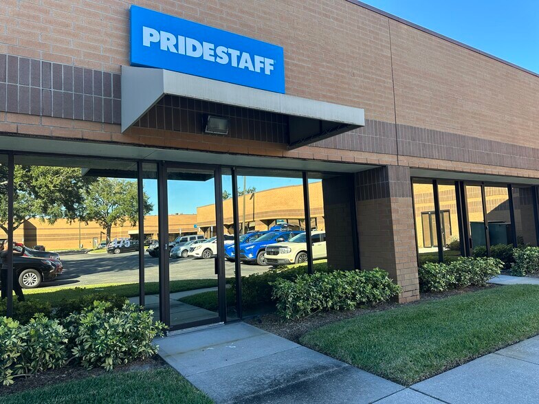 More Photos Of 10500 University Center Dr, Tampa Light Distribution For Lease