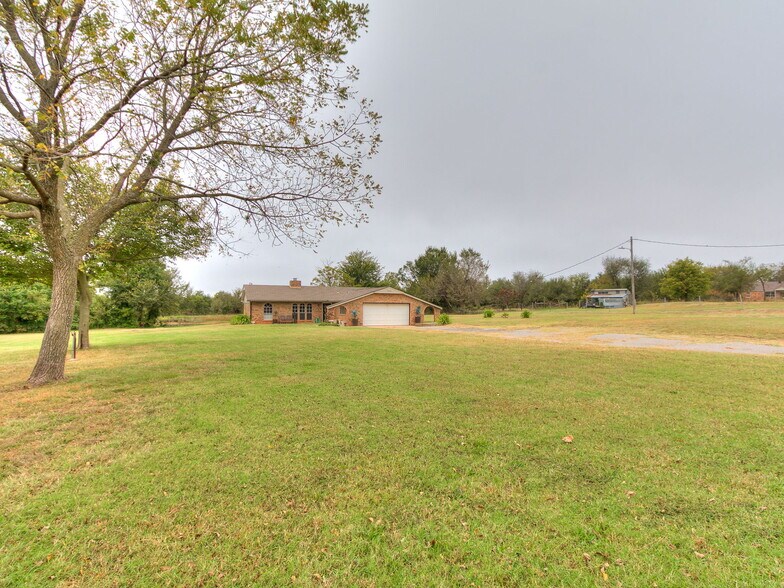 More Photos Of 5201 Washington Blvd, Spencer Land For Sale