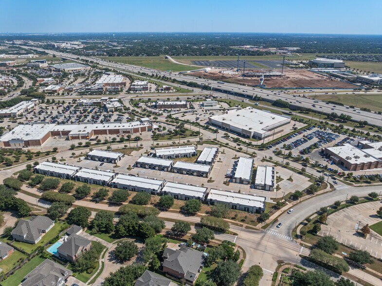 More Photos Of 7102 Tarrington Ave, Sugar Land Medical For Sale