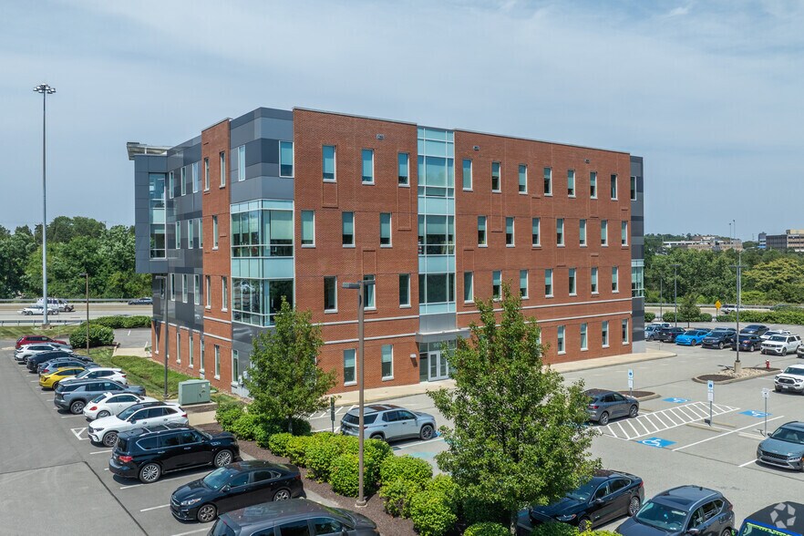 More Photos Of 965 Greentree Rd, Pittsburgh Office For Lease