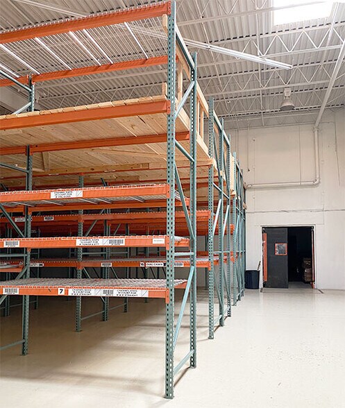 More Photos Of 2401 Highway 13 W, Burnsville Warehouse For Sale