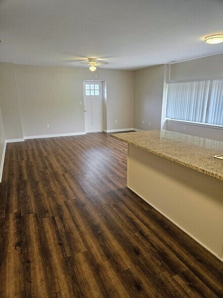 More Photos Of 6455 Lake Ave, Orchard Park Medical For Sale