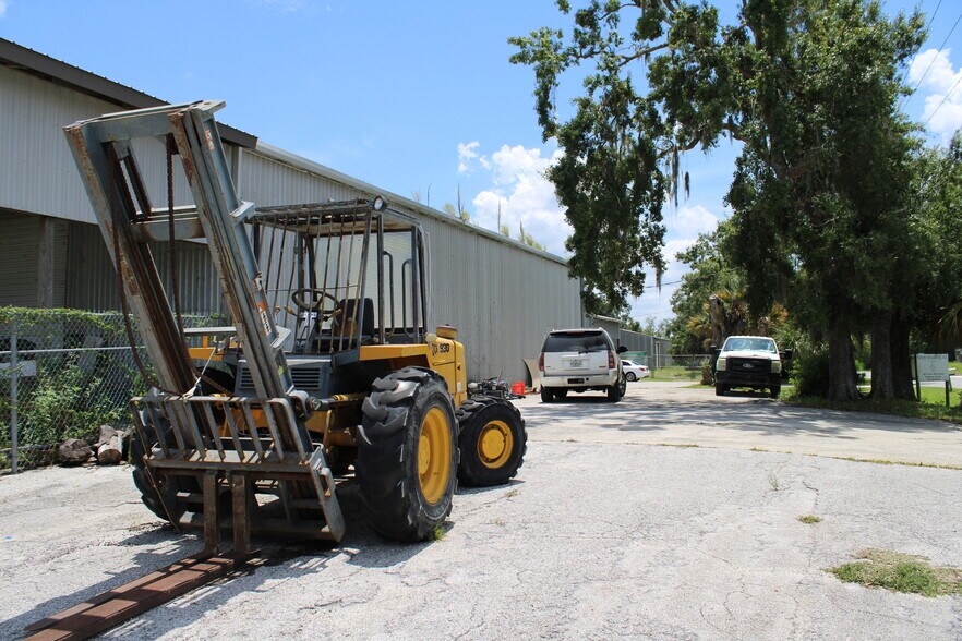 More Photos Of 607 Prairie Mine Rd, Mulberry Industrial For Sale