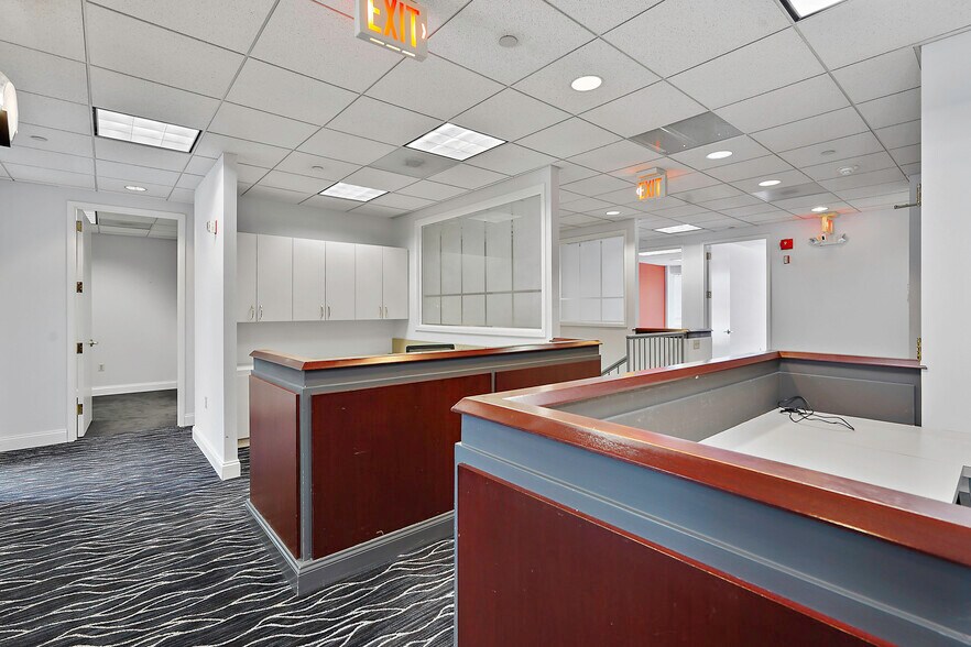 More Photos Of 1631-1663 Prince St, Alexandria Medical For Lease