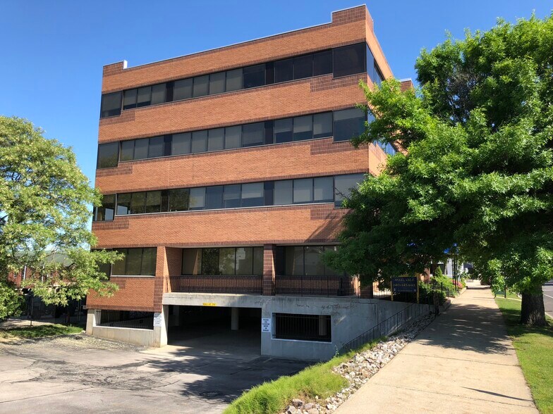 More Photos Of 1650 Elm St, Manchester Medical For Sale