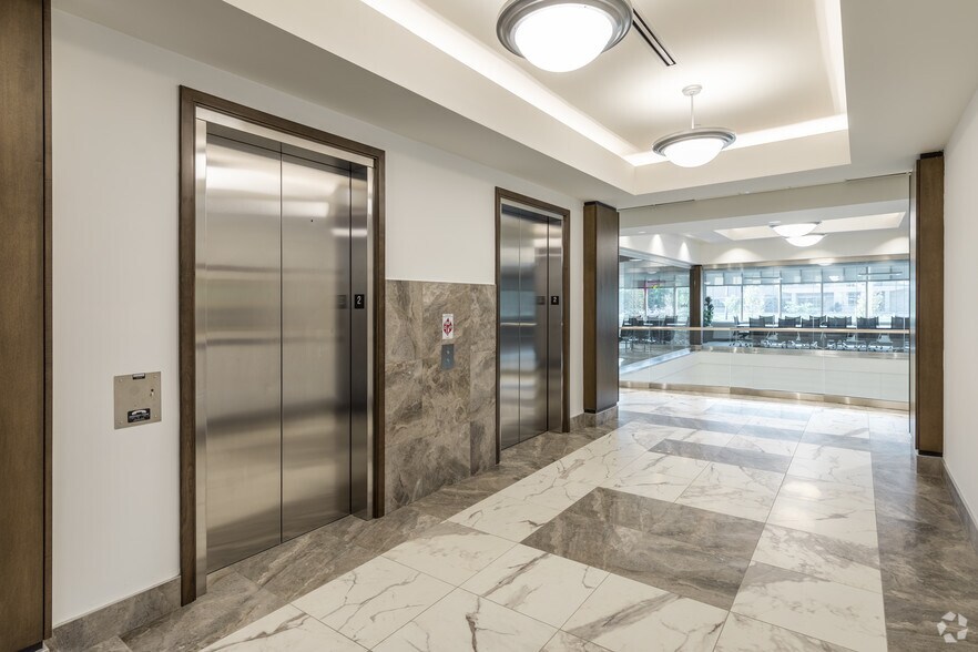 More Photos Of 4420 Cooper Rd, Blue Ash Office For Lease