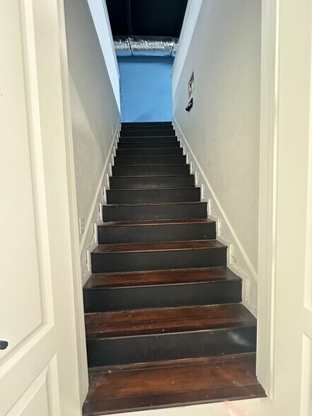 More Photos Of 2915 S Sam Houston Pky E, Houston Unknown For Lease