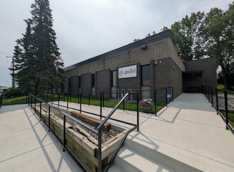 More Photos Of 1740 Livingston Ave, West Saint Paul Light Manufacturing For Sale