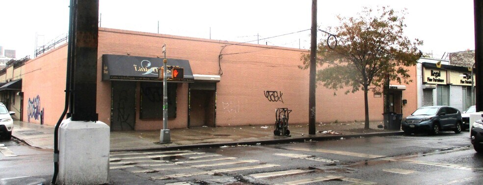 More Photos Of 1083 McDonald Ave, Brooklyn Warehouse For Lease