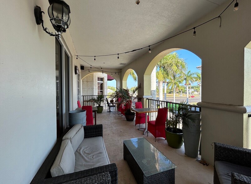 More Photos Of 3983 Destination Dr, Osprey Storefront Retail Office For Sale