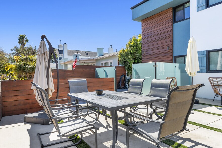 More Photos Of 810 G Ave, Coronado Apartments For Sale