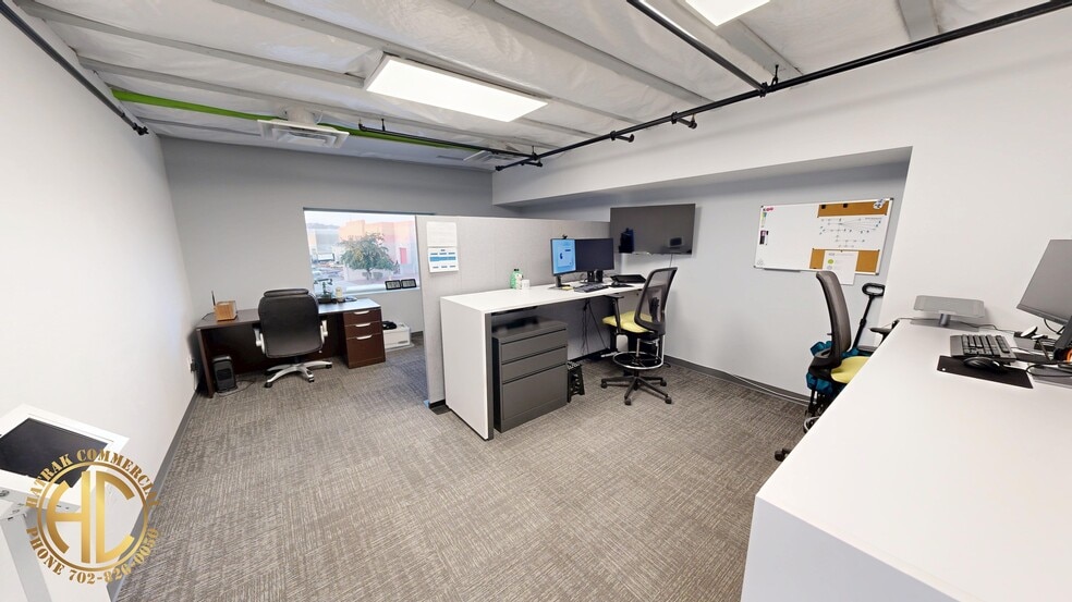 More Photos Of 295 Sunpac Ave, Henderson Warehouse For Sale