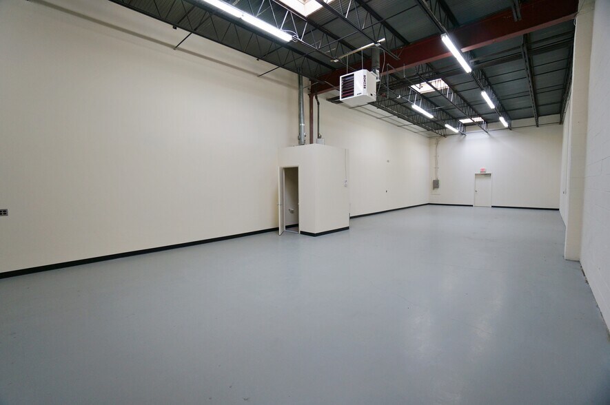 More Photos Of 1100-1146 Taft St, Rockville Warehouse For Lease
